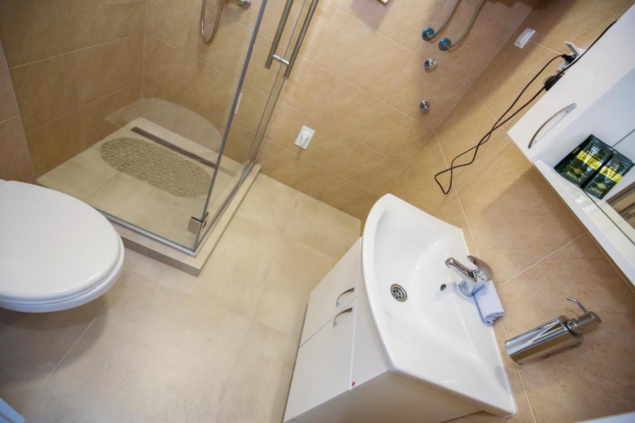 Manirosi 3 Apartman Subotica Exterior foto