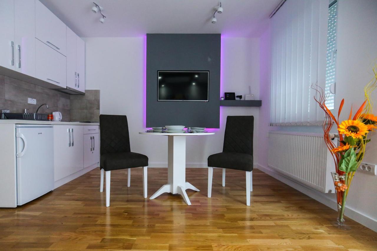 Manirosi 3 Apartman Subotica Exterior foto
