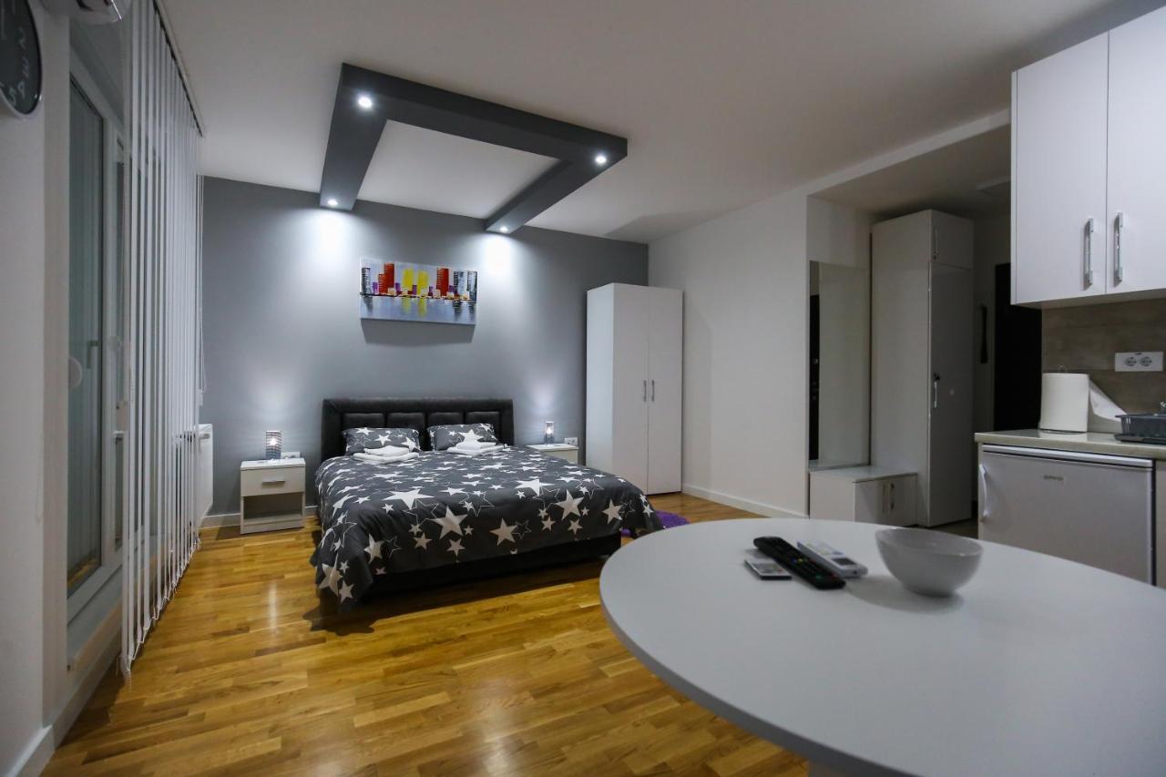 Manirosi 3 Apartman Subotica Exterior foto